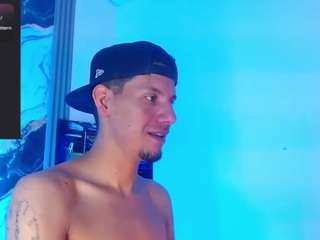 kevin-fox Sex Cam Show