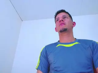 Sebastian-smith-horny's Live Sex Cam Show