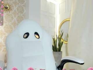 LilyyThea live cam preview