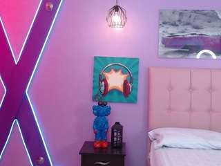 Sabrinaa-Fox