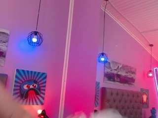 sabrinaa-fox from CamSoda is Freechat