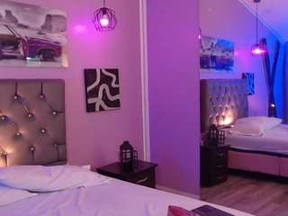 sabrinaa-fox Live Webcam on CamSoda