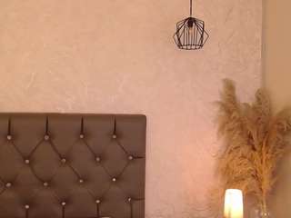 sabrinaa-fox live cam profile