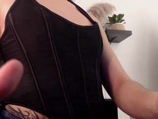 Sabrinaa-Fox