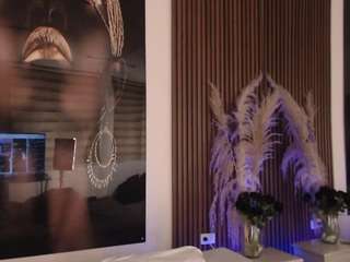 Sabrinaa-fox's cam show statistics and live stream