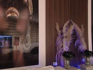 Sabrinaa-Fox live cam preview