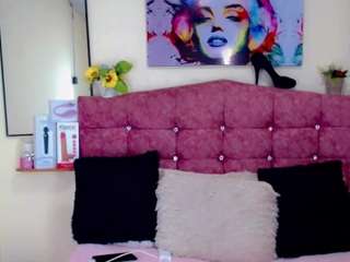 angelis21 Live Webcam on CamSoda