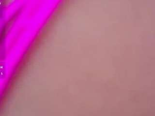 cutepetitee live webcam show