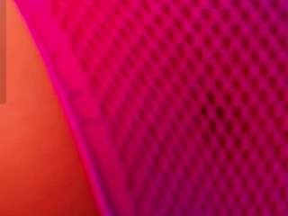 cutepetitee live webcam show