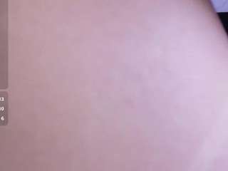 Live cam show with cutepetitee