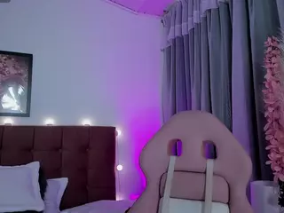 elena11's Live Sex Cam Show