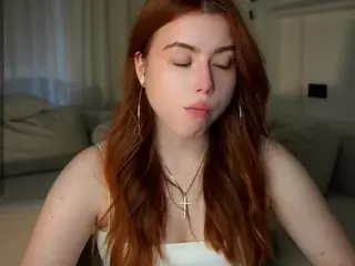 LynneAxtell's Live Sex Cam Show