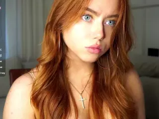 LynneAxtell's Live Sex Cam Show