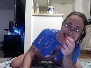 queenlolaxxx
