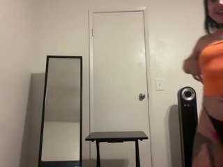 queenlolaxxx camsoda