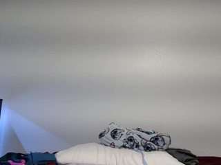 Live webcam model queenlolaxxx on Soda Cams