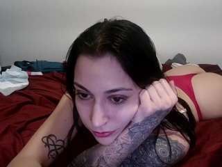 Live webcam model queenlolaxxx on Soda Cams