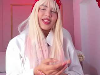 Live Sex Chat with ZoeySnow (@zoeysnow)