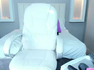 ZoeySnow's Live Sex Cam Show