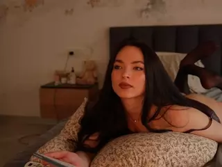 blaackvelvett's Live Sex Cam Show