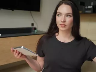 blaackvelvett's Live Sex Cam Show