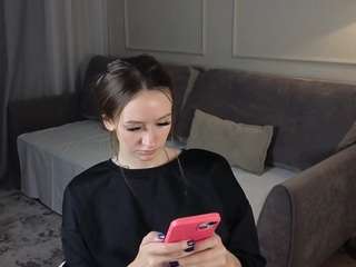 cutienaughtygirl