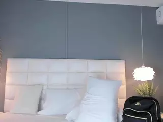 EmilyTolson's Live Sex Cam Show