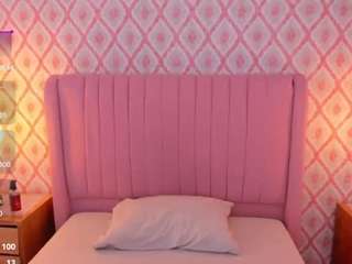 jessica-jonness live webcam show