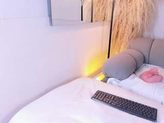 lauracarther's live room