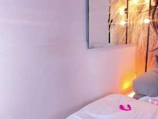 lauracarther Live Webcam on CamSoda