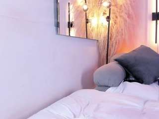 lauracarther live webcam show