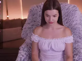 LovelyyLilu's Live Sex Cam Show