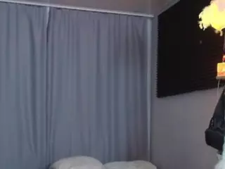 PieraVelvet's Live Sex Cam Show