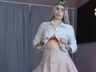 PieraVelvet's Live Sex Cam Show