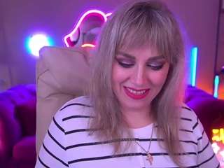 candyyladyyy Live Webcam on CamSoda