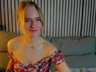 casey-sweeet Live Webcam on CamSoda