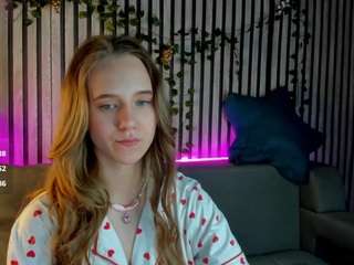 casey-sweeet Live Webcam on CamSoda