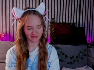 casey-sweeet's CamSoda show and profile