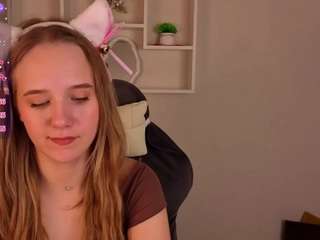 casey-sweeet's CamSoda show and profile