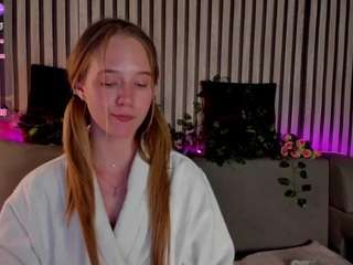 यह मॉडल अभी लाइव है. casey-sweeet