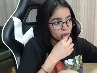 Clementine's Live Sex Cam Show