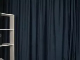 EdlinHazleton's Live Sex Cam Show