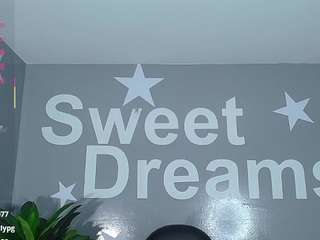 emma-wockll-t webcam model