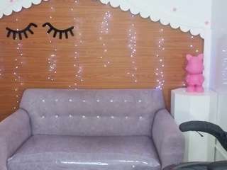 emma-wockll-t live cam profile