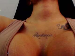 jen-m Live Webcam on CamSoda