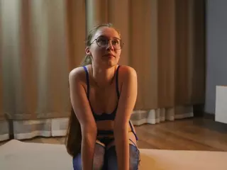 OdiliaGee's Live Sex Cam Show