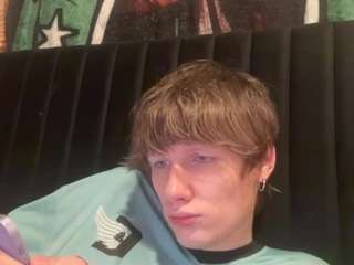 thomitrouble Live Webcam on CamSoda