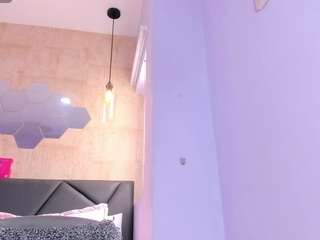 valentiinadiaz Live Webcam on CamSoda