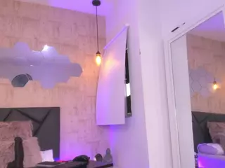 ValentiinaDiaz's Live Sex Cam Show