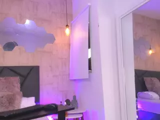 ValentiinaDiaz's Live Sex Cam Show